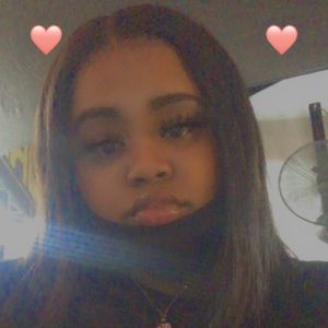 Meet your Posher, Lois